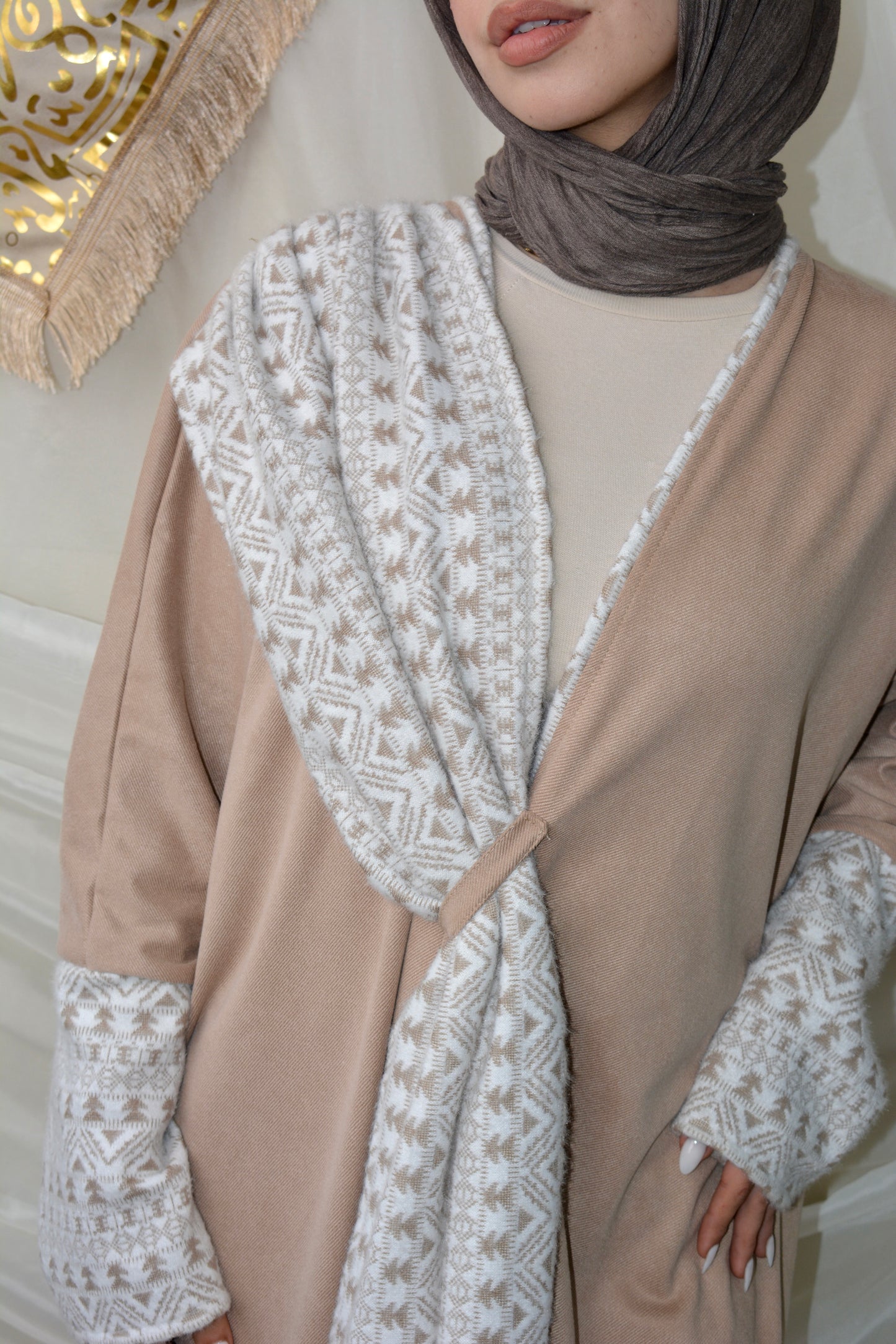 Sakeena سَكينه beige
