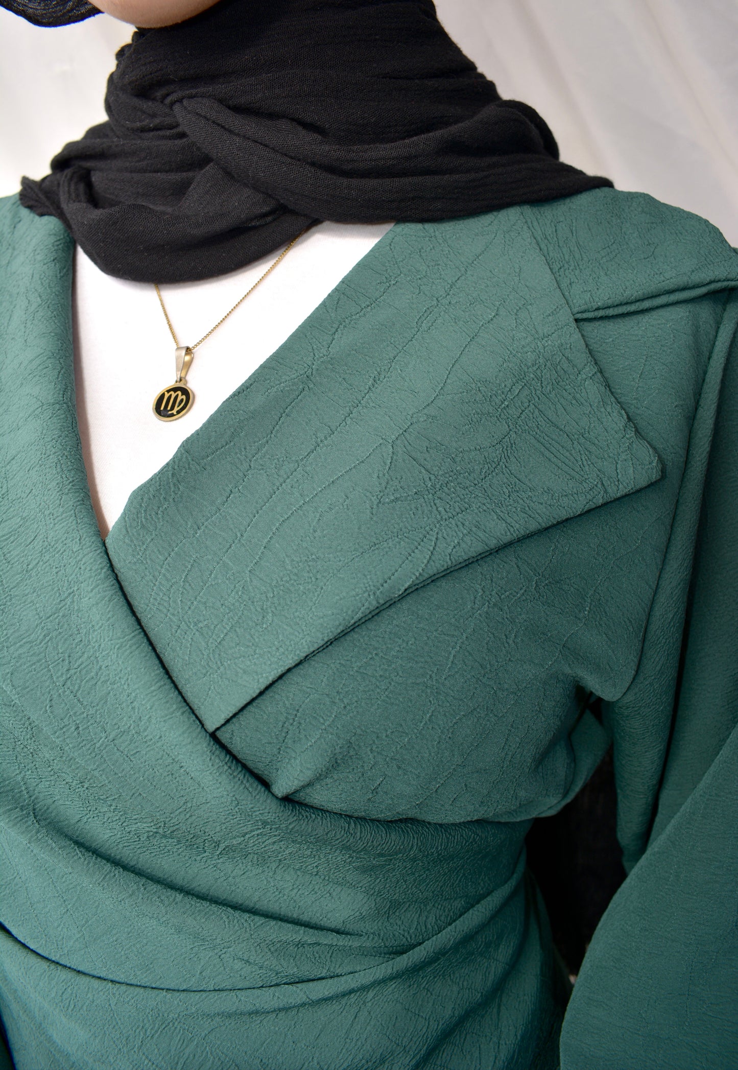 Wrap Elegance top (DARK_GREEN)