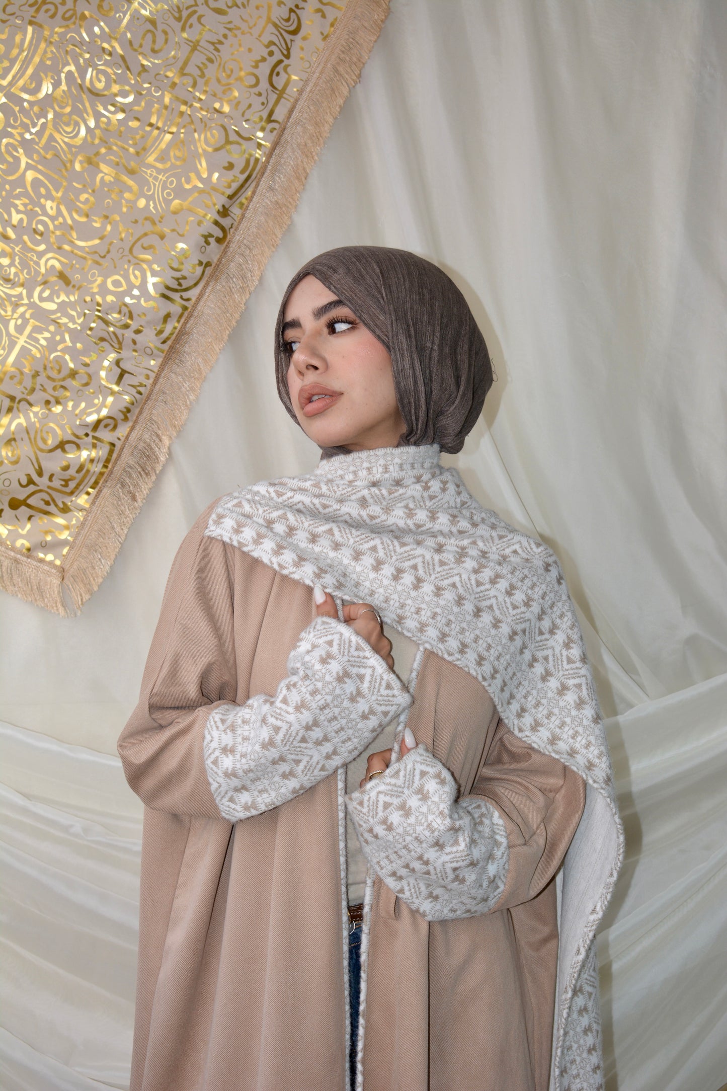 Sakeena سَكينه beige