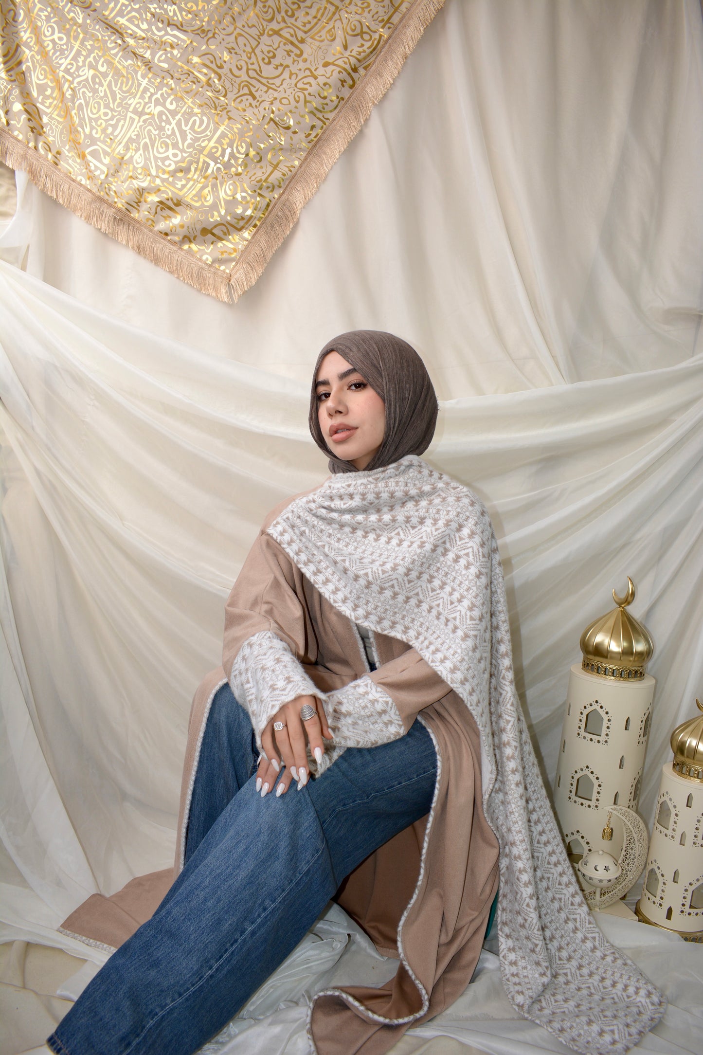 Sakeena سَكينه beige