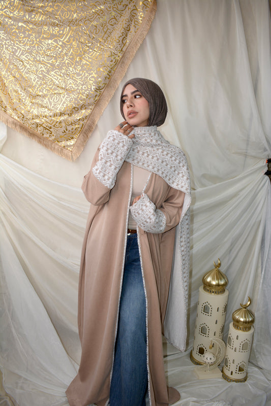Sakeena سَكينه beige