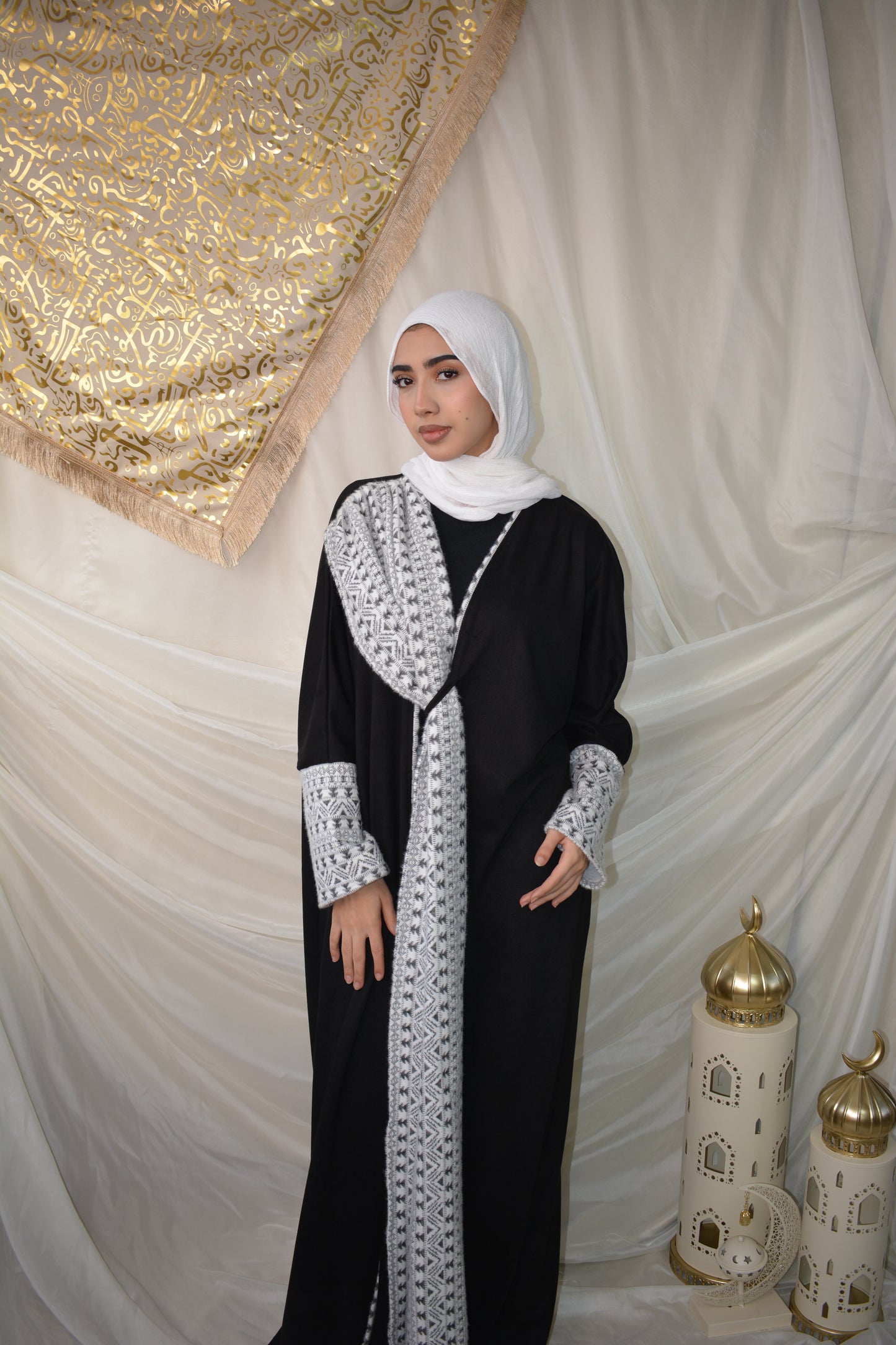 Sakeena سَكينه black