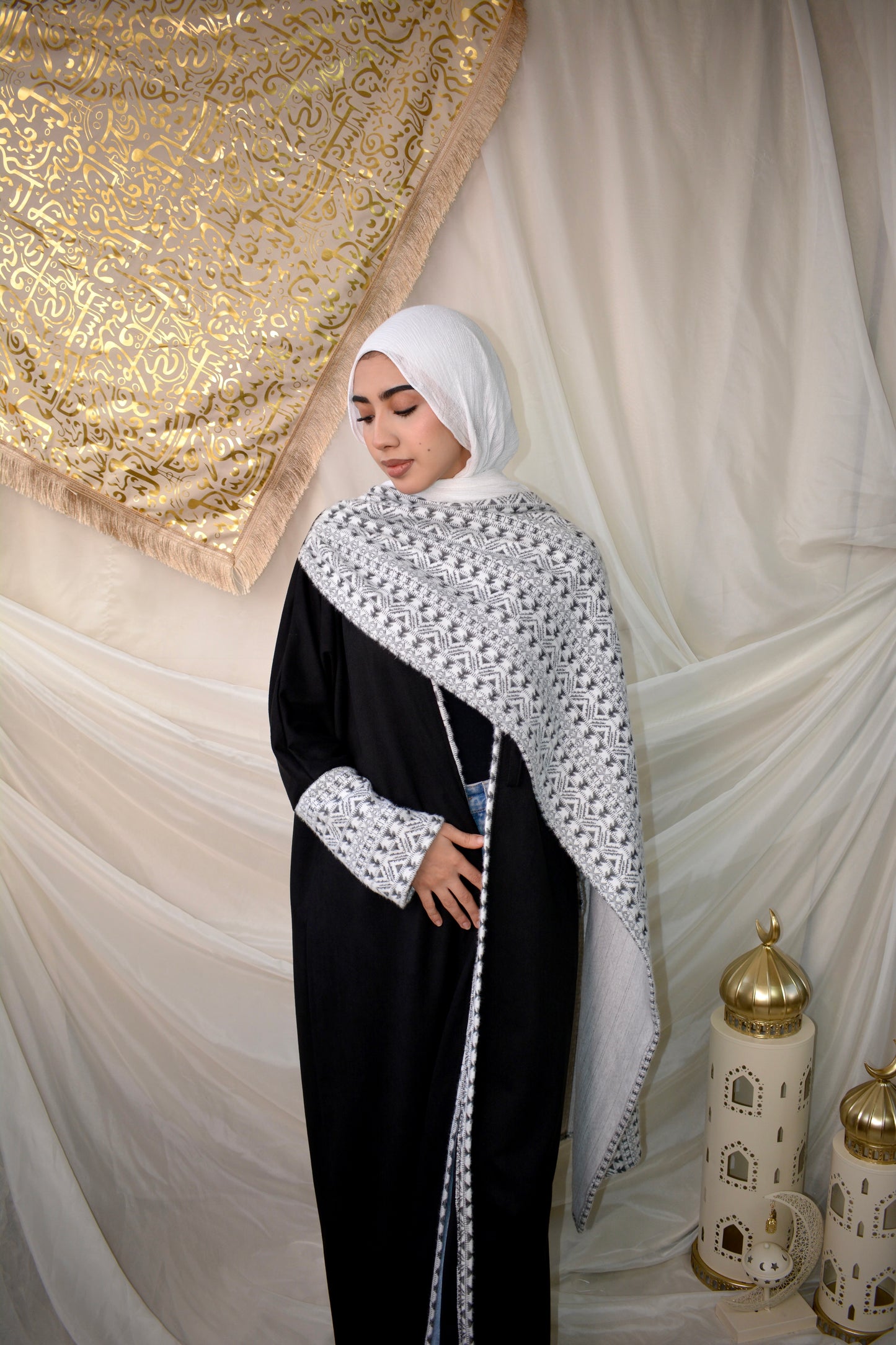 Sakeena سَكينه black